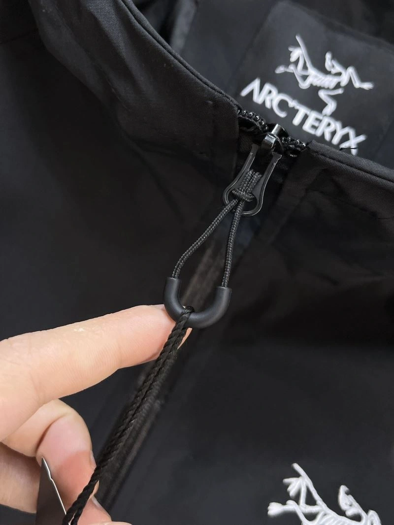 Efficient Arcteryx Outwear 158784