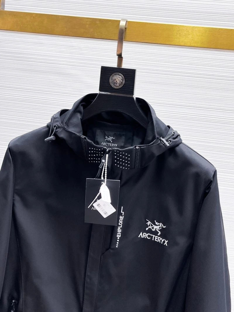Arcteryx Outwear TopPick 158773