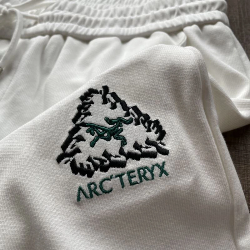 ModernLook Arcteryx Short Pants 158762