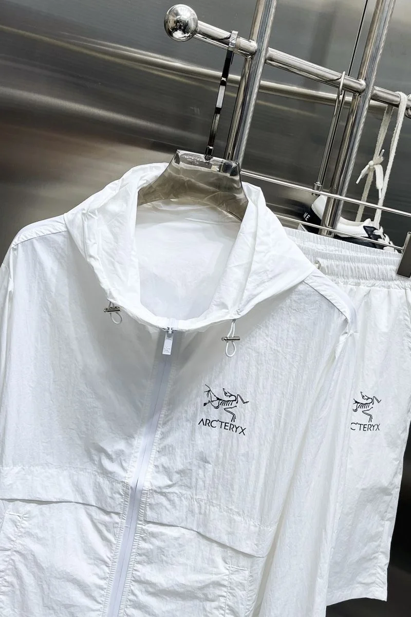Modern Arcteryx Short Suits 163247