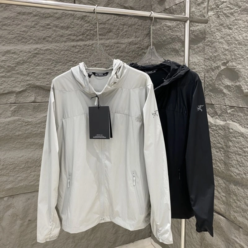 TravelReady Arcteryx Sunscreen Jacket 152394