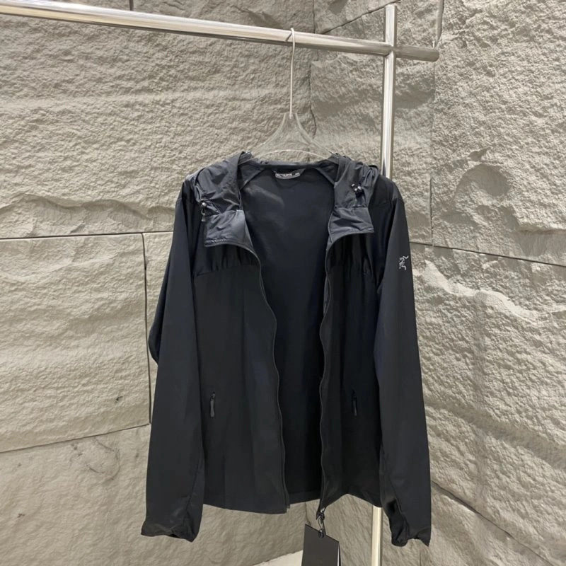 TravelReady Arcteryx Sunscreen Jacket 152394