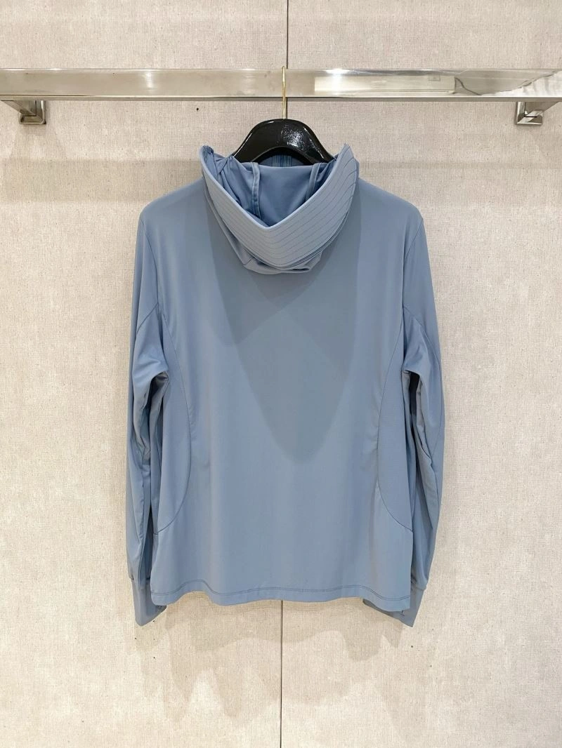 Bold Arcteryx Sunscreen Jacket 162050