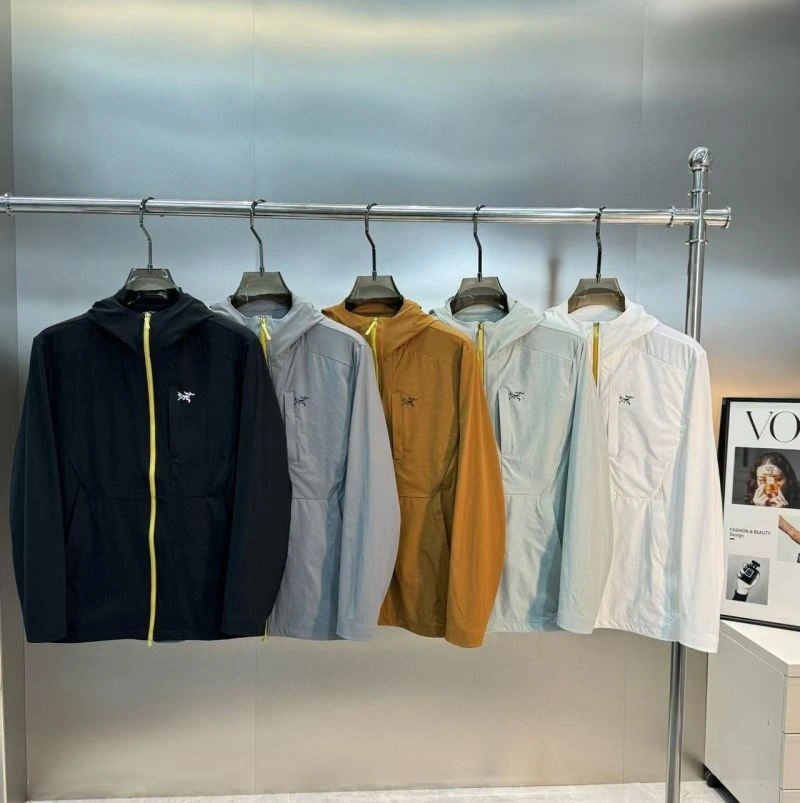 TechFriendly Arcteryx Sunscreen Jacket 162087