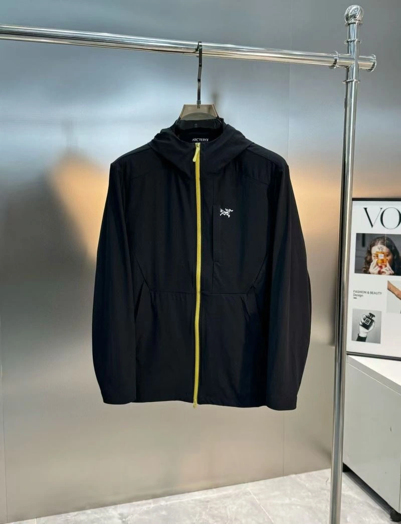 TechFriendly Arcteryx Sunscreen Jacket 162087