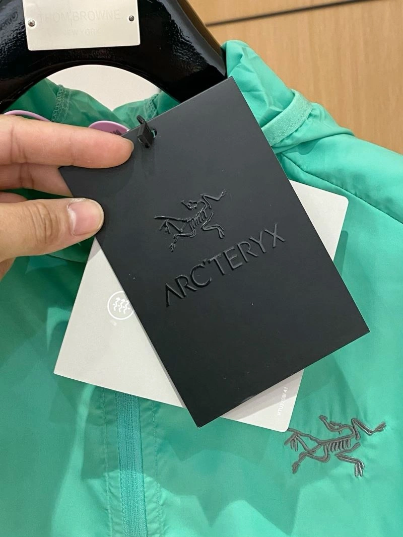 Bright Arcteryx Sunscreen Jacket 161138