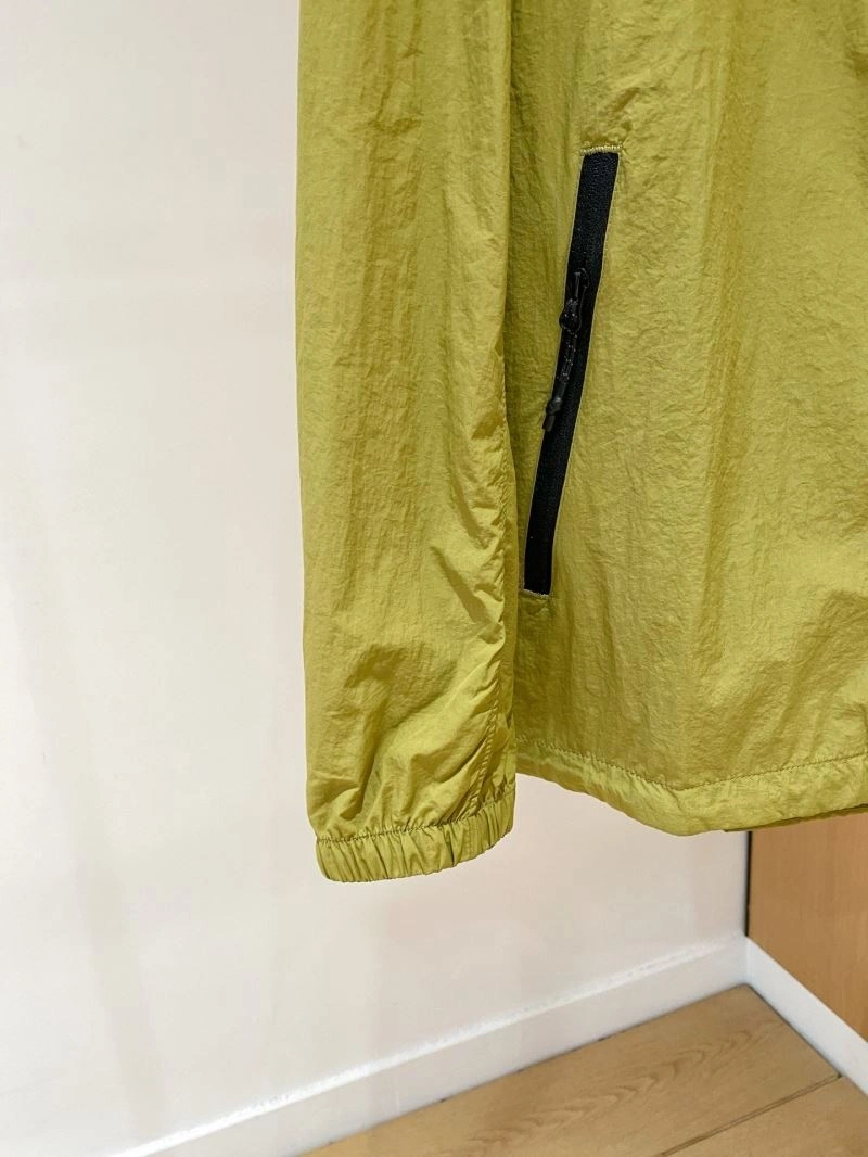 TechFriendly Arcteryx Sunscreen Jacket 161089