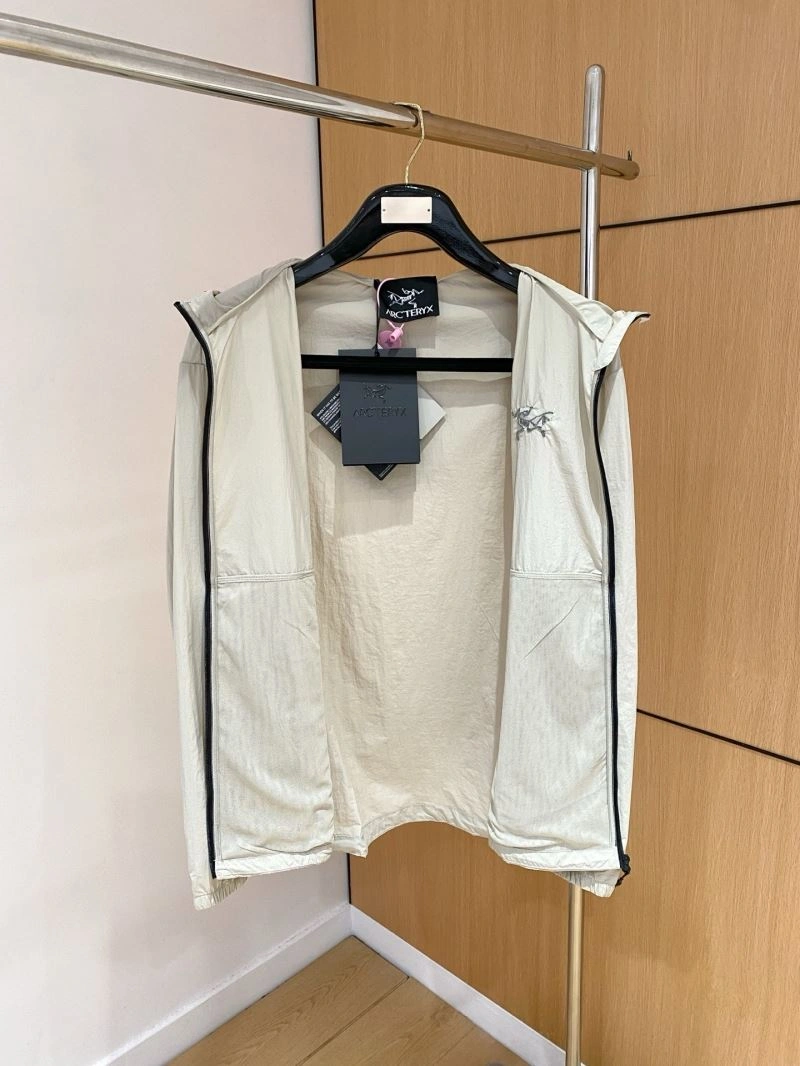 Arcteryx Sunscreen Jacket Youthful 161090