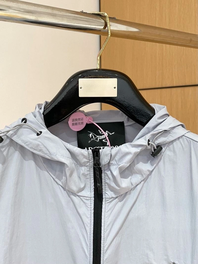 Arcteryx Sunscreen Jacket Attractive 161081