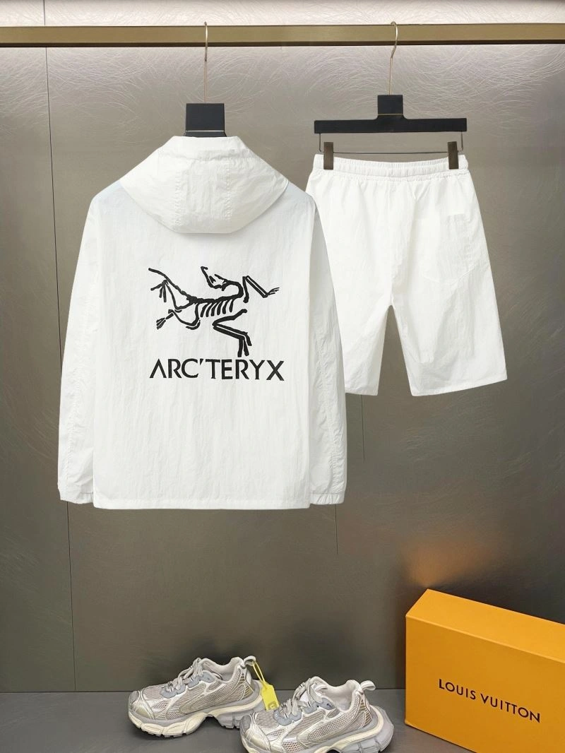 Timeless Arcteryx Sunscreen Jacket 158748