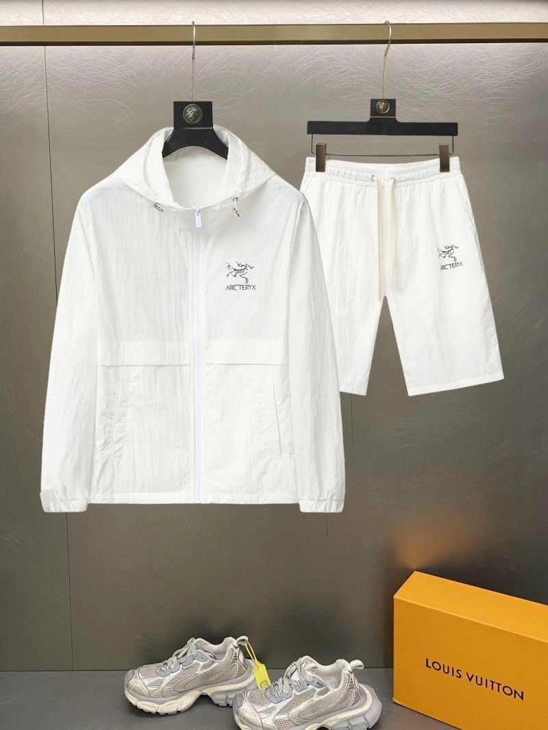 Timeless Arcteryx Sunscreen Jacket 158748