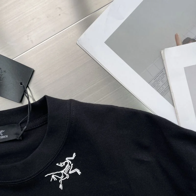 UrbanChic Arcteryx T-Shirts 163195