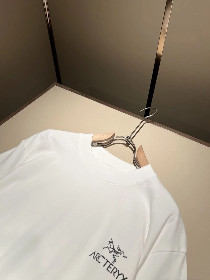Bold Arcteryx T-Shirts 162037