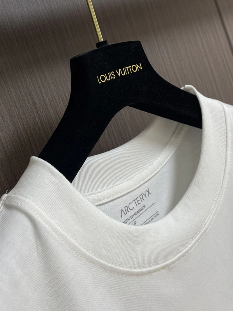 Arcteryx T-Shirts SunProtective 162026