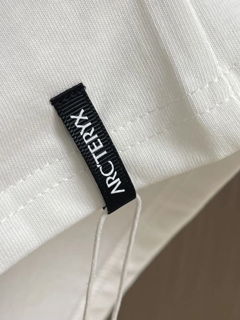 Arcteryx T-Shirts SunProtective 162026