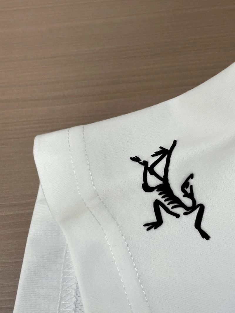 Compact Arcteryx T-Shirts 161085