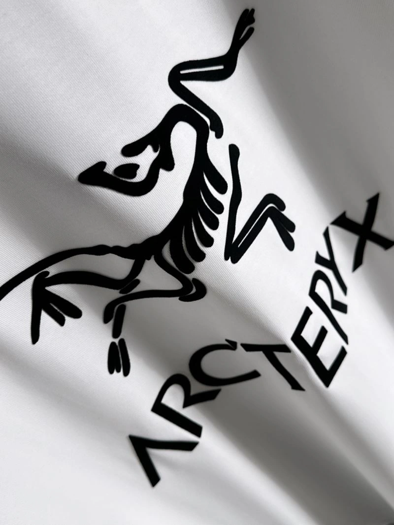 UrbanChic Arcteryx T-Shirts 161088