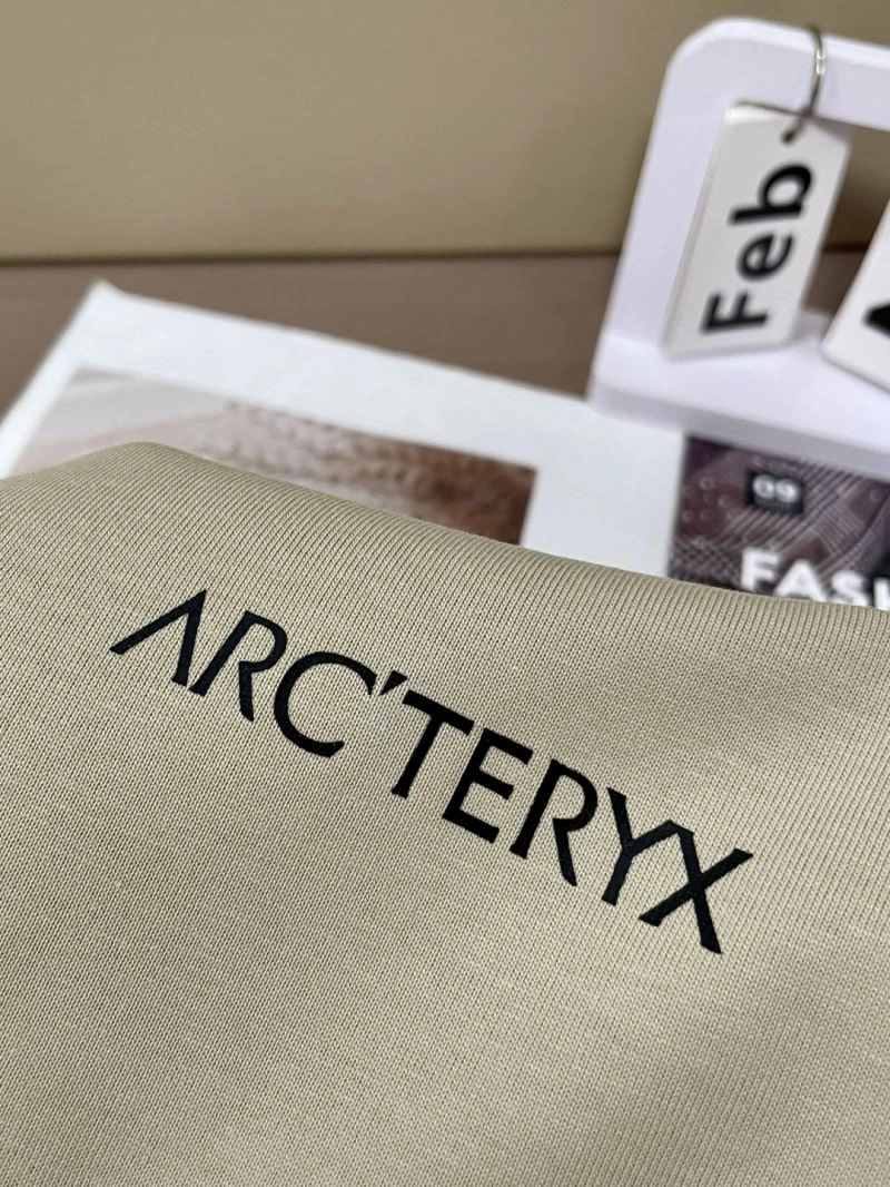 Neat Arcteryx T-Shirts 161055
