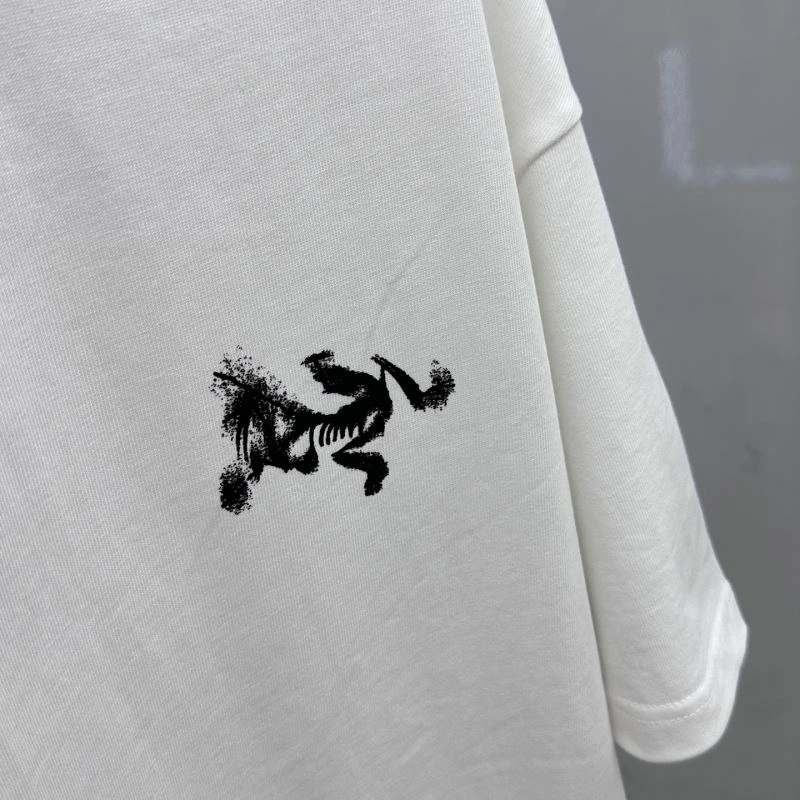 Tailored Arcteryx T-Shirts 159795