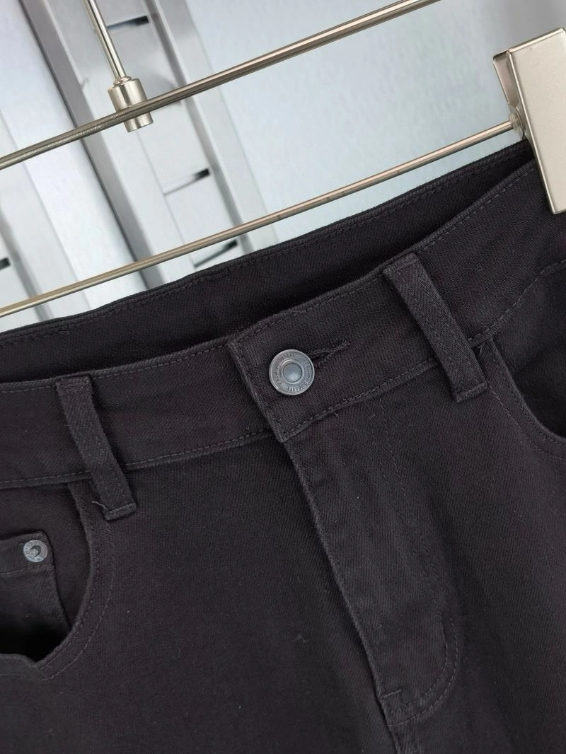 Armani Jeans Neat 95510