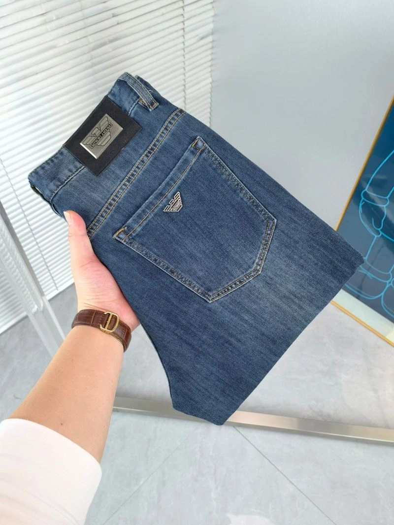 Armani Jeans WellDesigned 96170