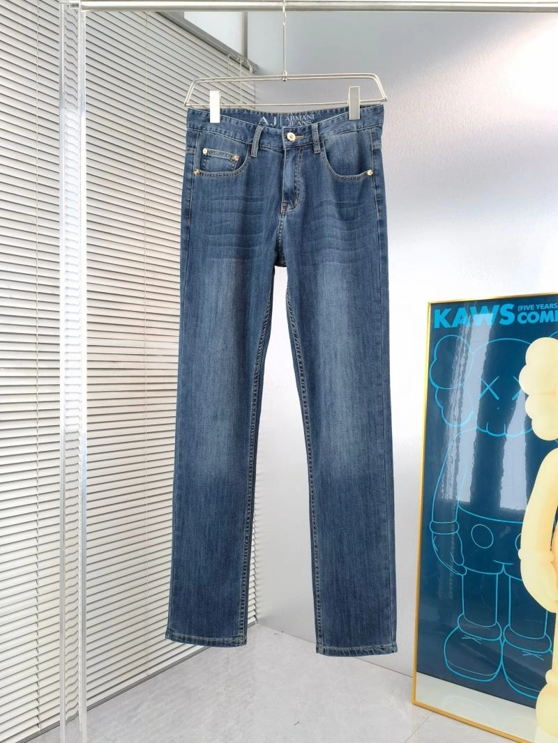 Armani Jeans WellDesigned 96170