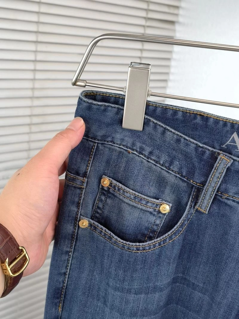 Armani Jeans WellDesigned 96170