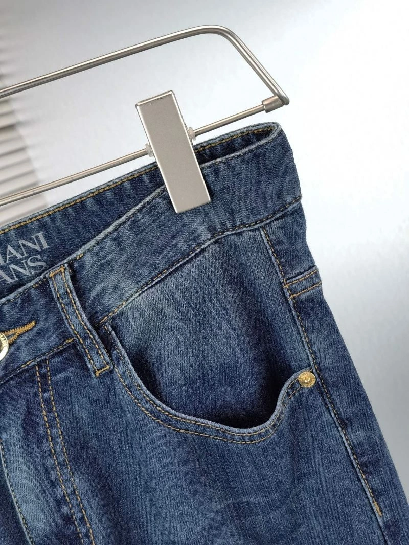 Armani Jeans WellDesigned 96170