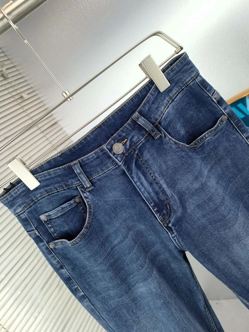 Resilient Armani Jeans 96254