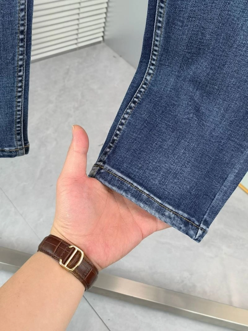 Resilient Armani Jeans 96254