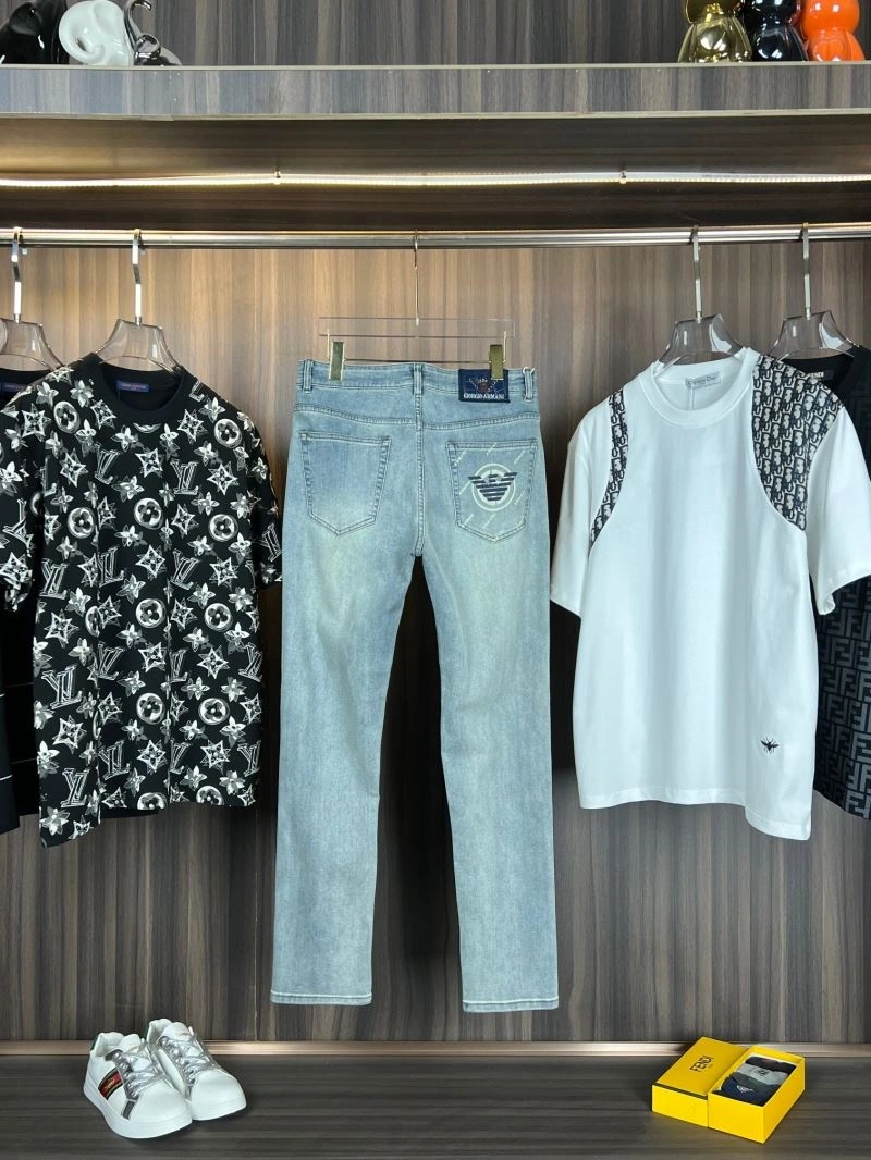 Trendsetting Armani Jeans 96171