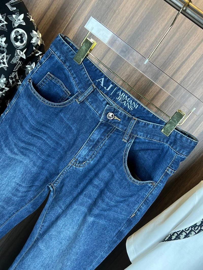 ComfortFit Armani Jeans 96186