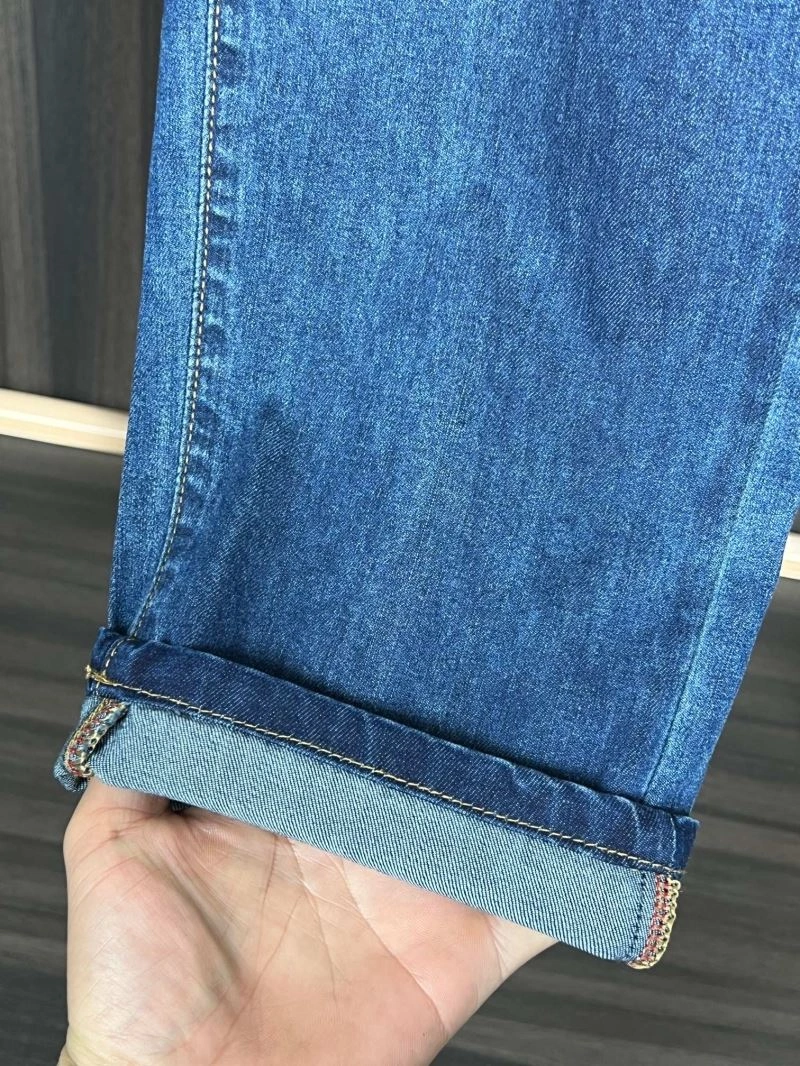 ComfortFit Armani Jeans 96186
