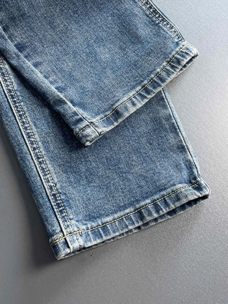 Armani Jeans Vibrant 96029