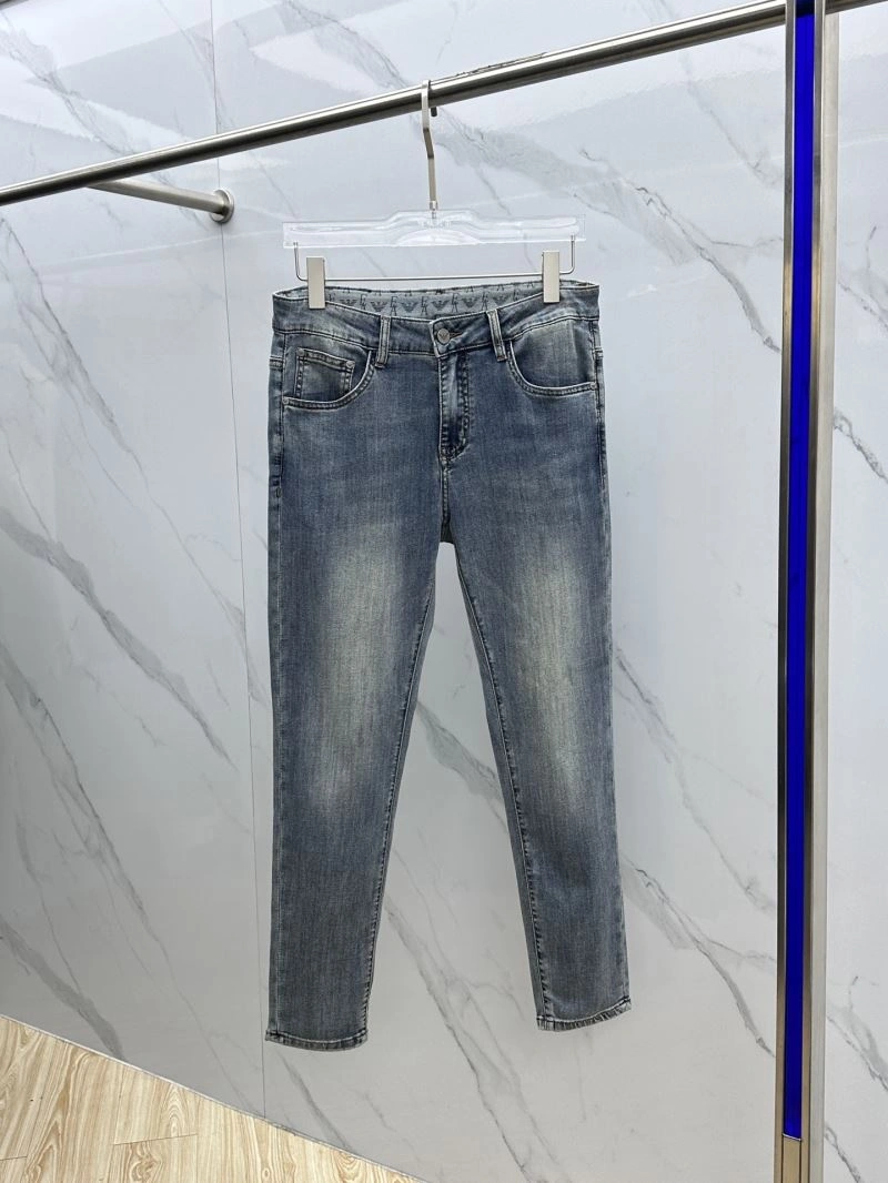 TechFriendly Armani Jeans 96009