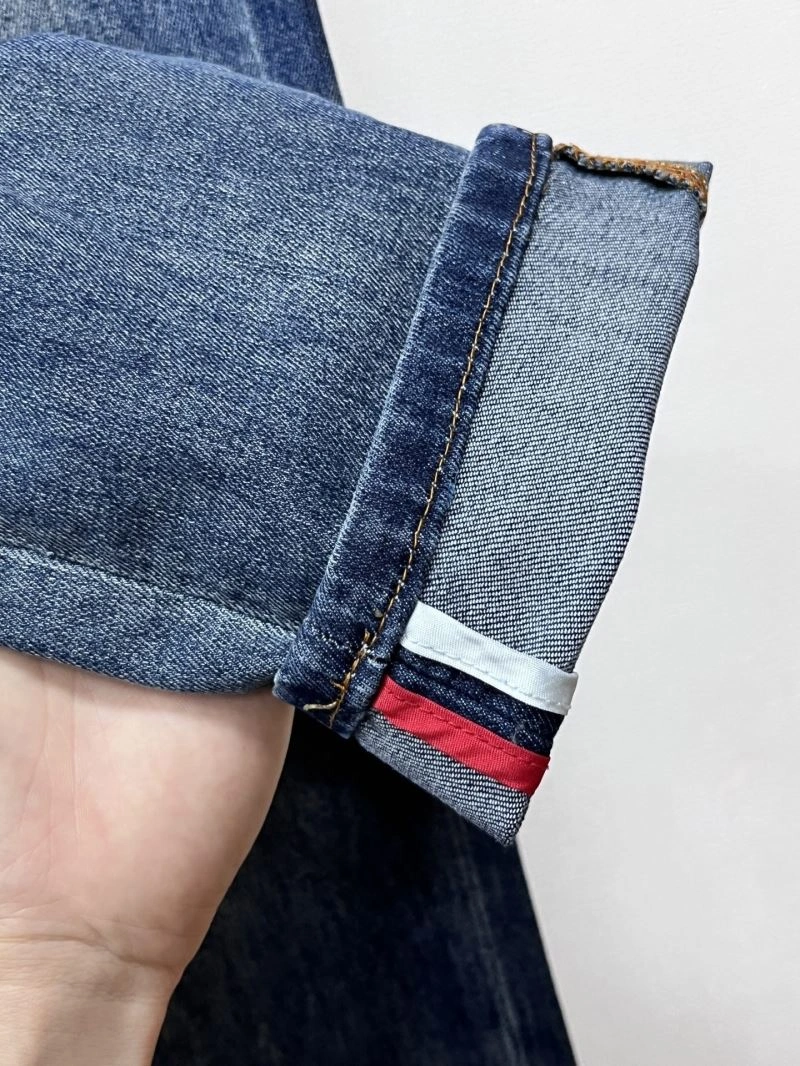 Armani Jeans Durable 95909