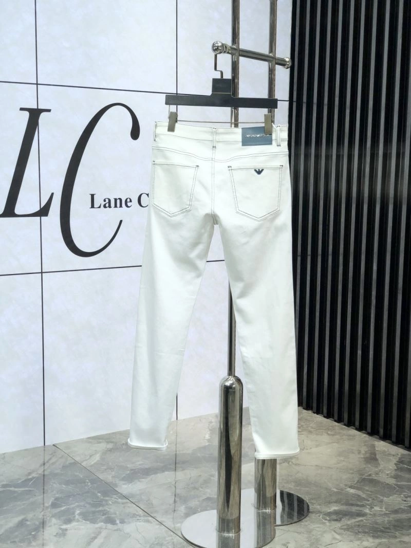 Trendsetting Armani Jeans 95863
