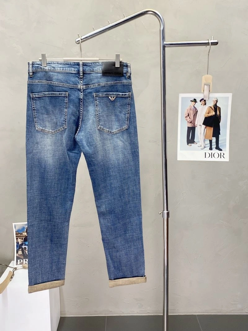 Snug Armani Jeans 95861