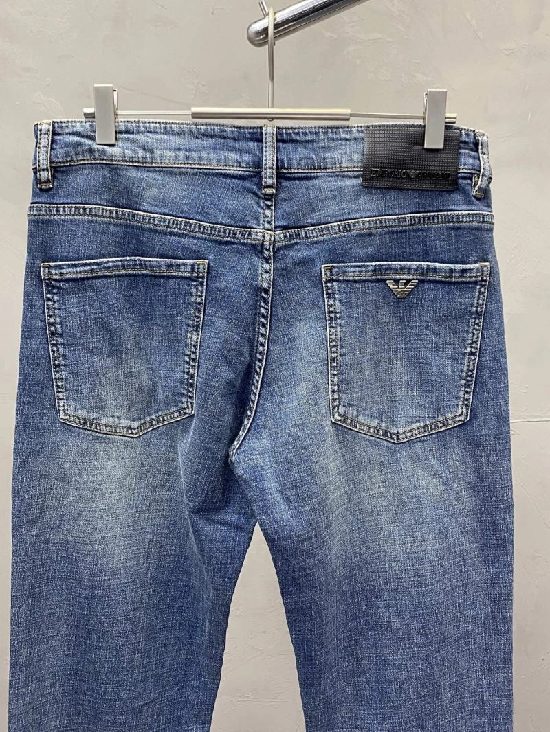 Snug Armani Jeans 95861