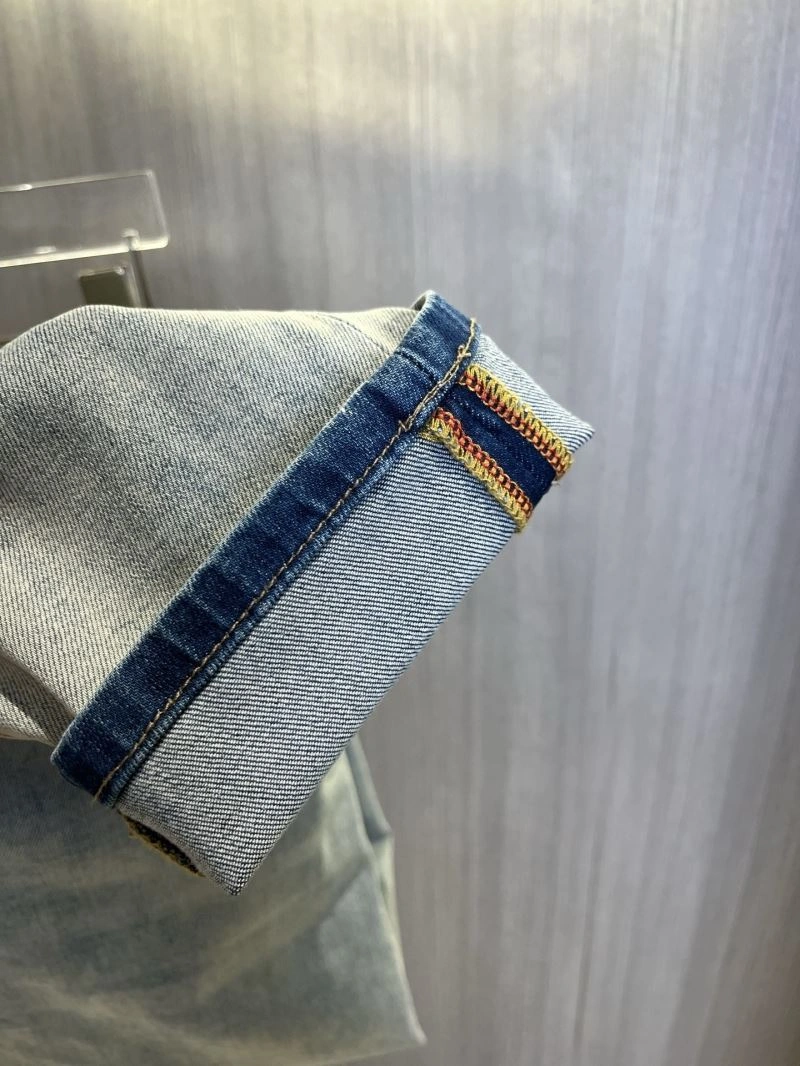 Resilient Armani Jeans 95858