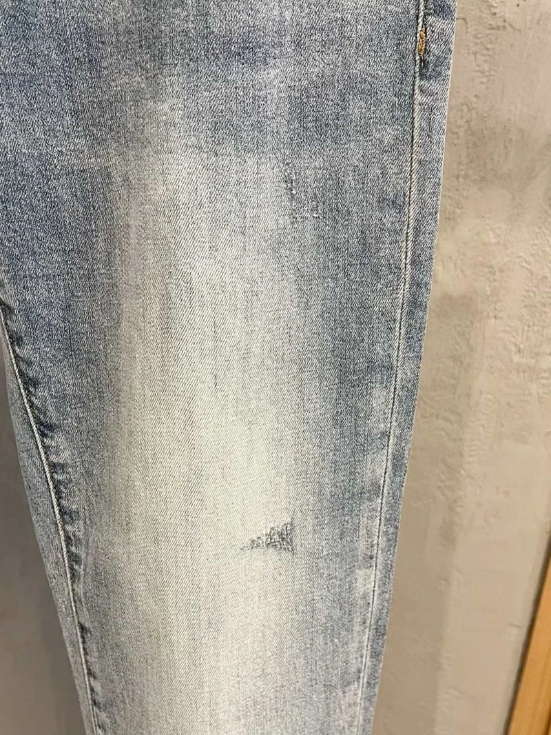 ModernLook Armani Jeans 95776