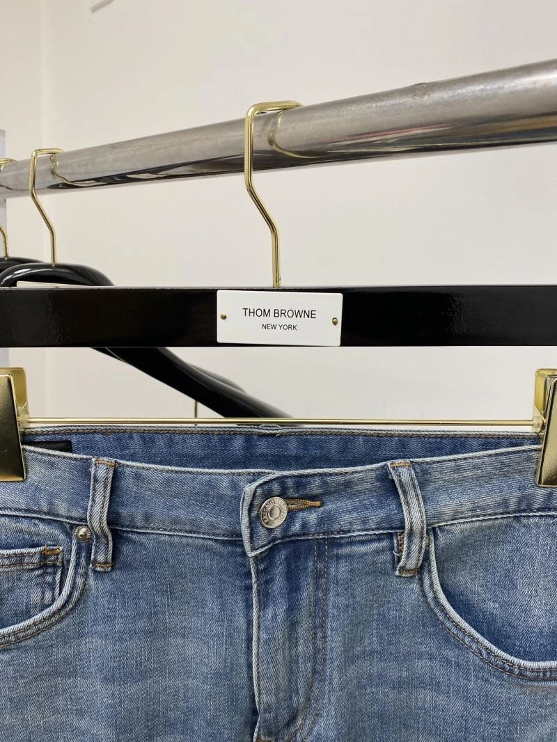 Armani Jeans Bold 95755
