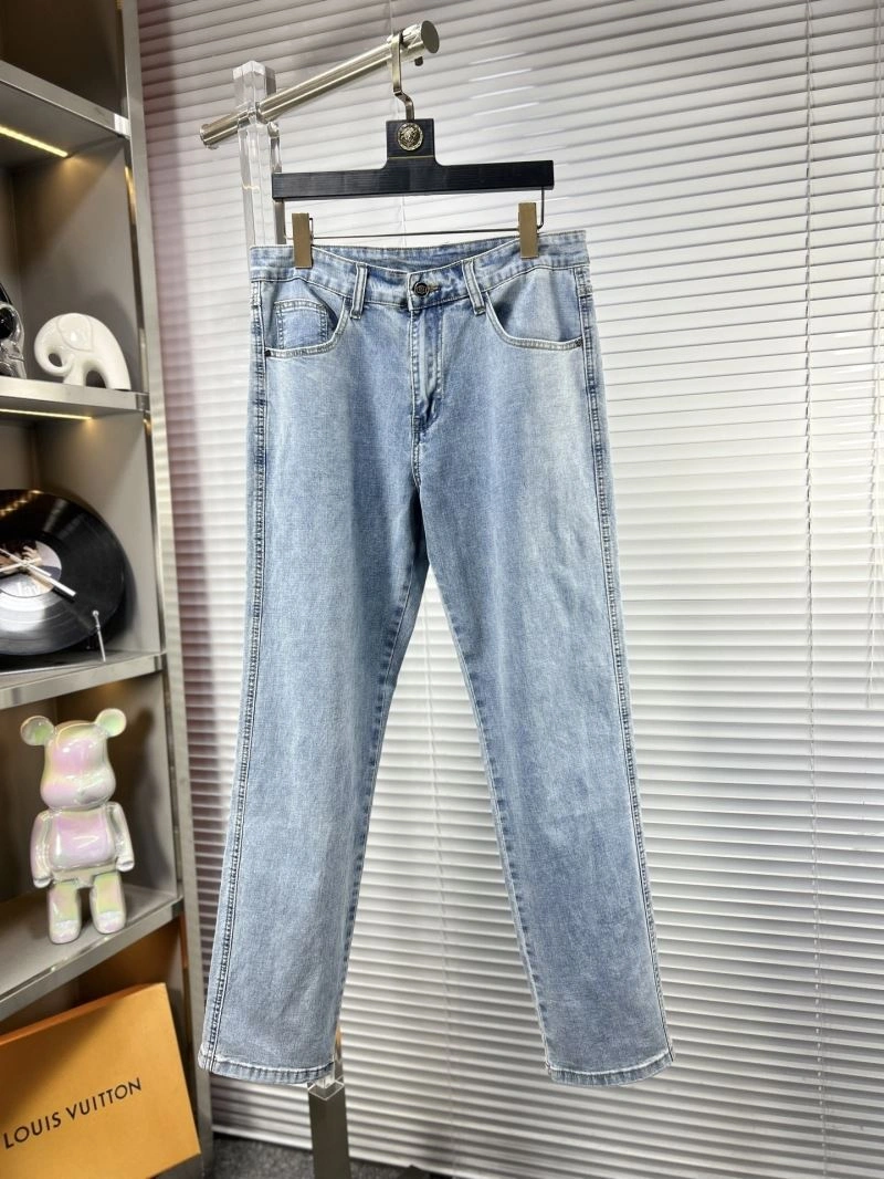 Snug Armani Jeans 95734