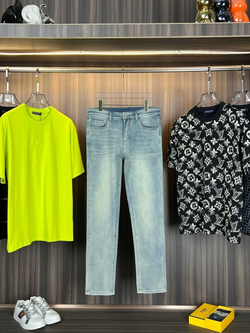 Youthful Armani Jeans 95666
