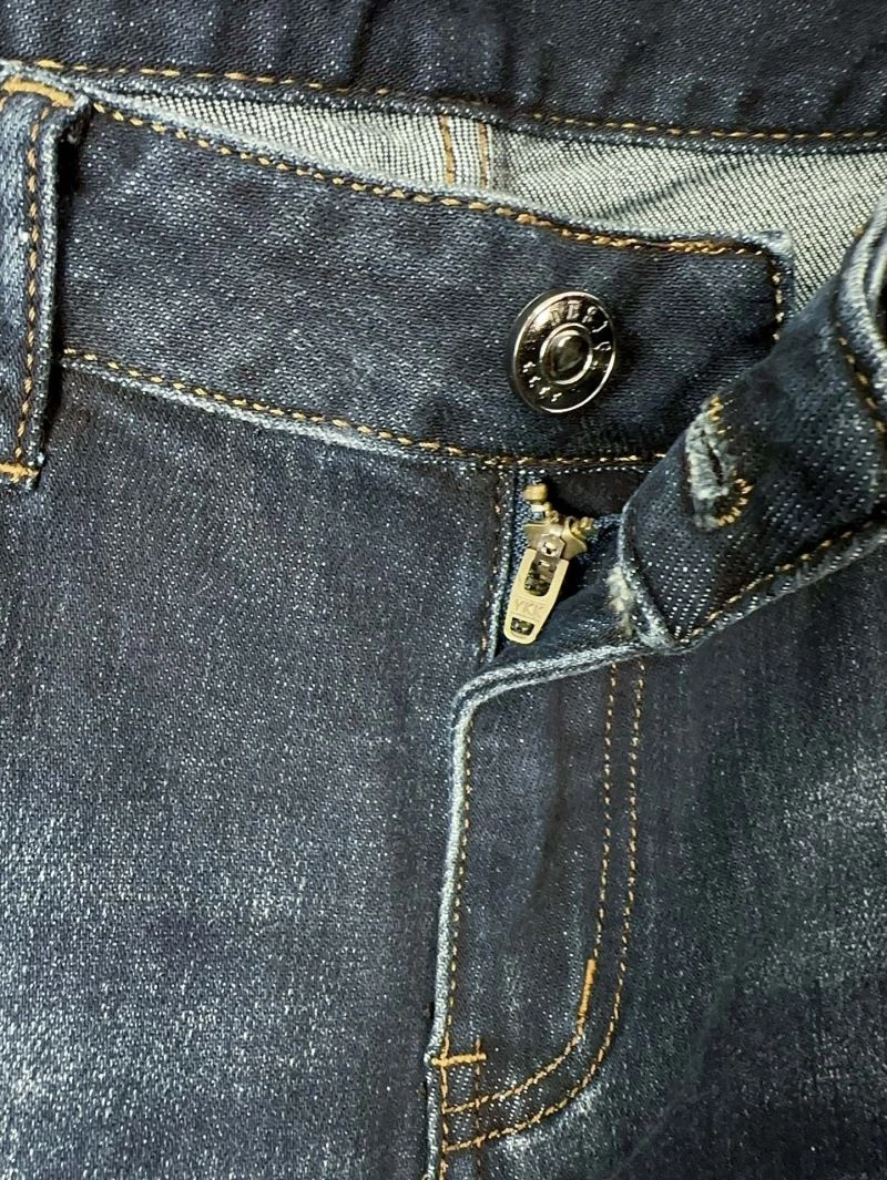Armani Jeans Bold 95541