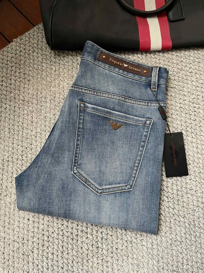 EyeCatching Armani Jeans 95577