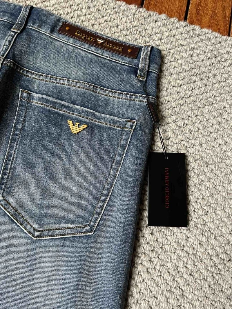 EyeCatching Armani Jeans 95577