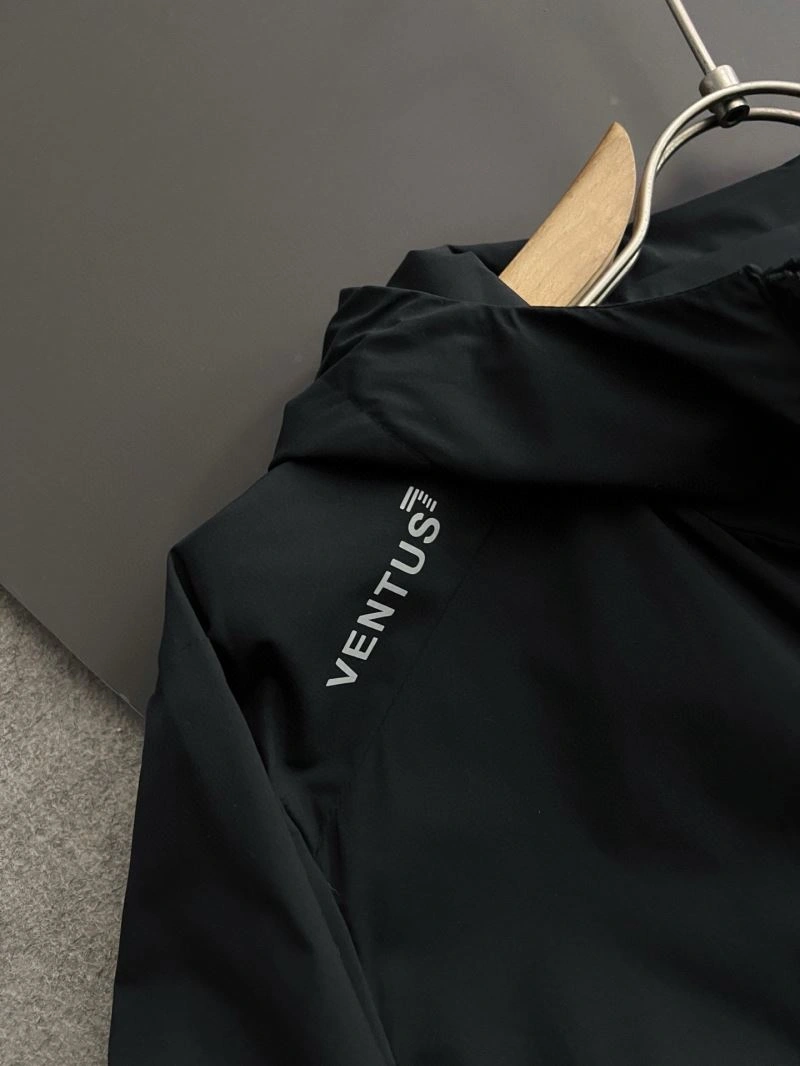 Armani Outwear Comfortable 96147