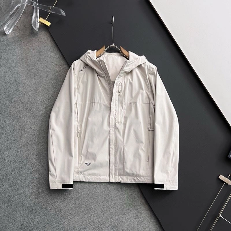 Armani Outwear Effortless 96150