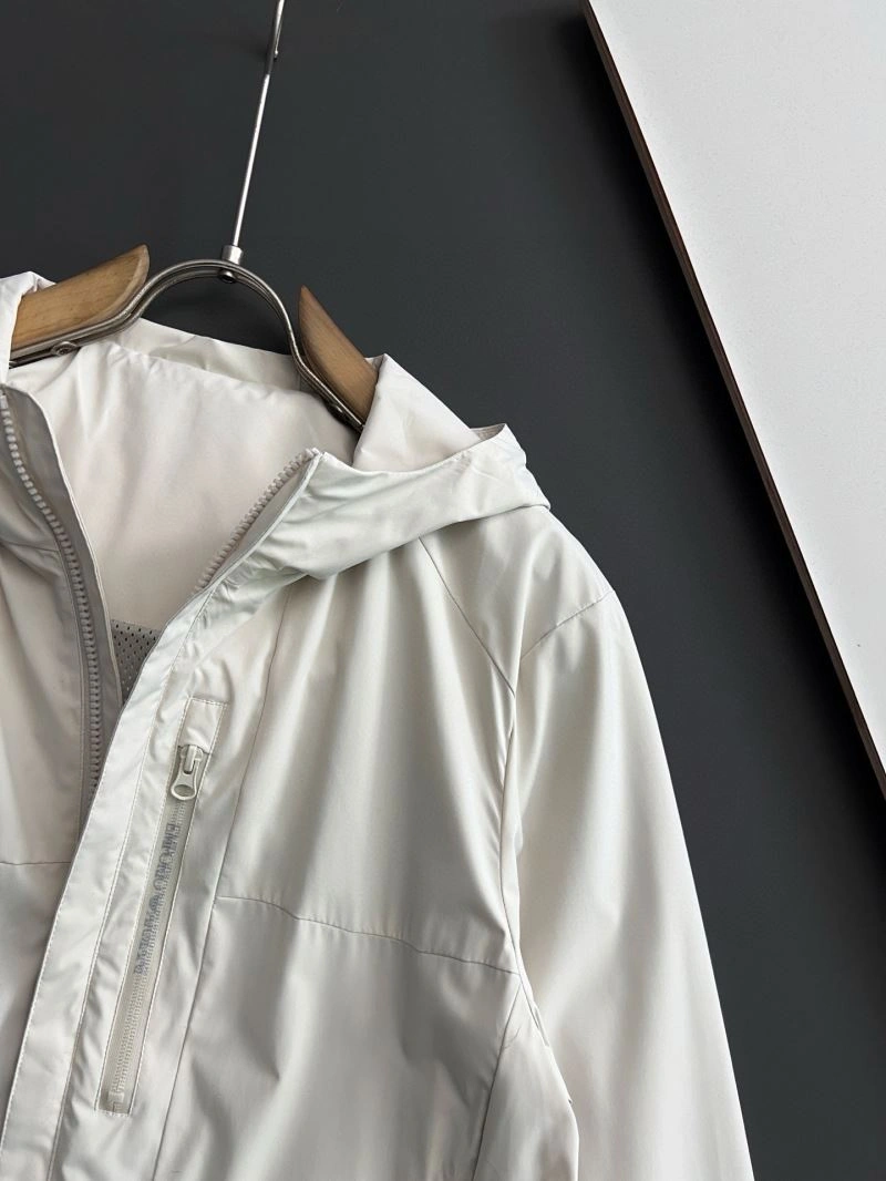 Armani Outwear Effortless 96150